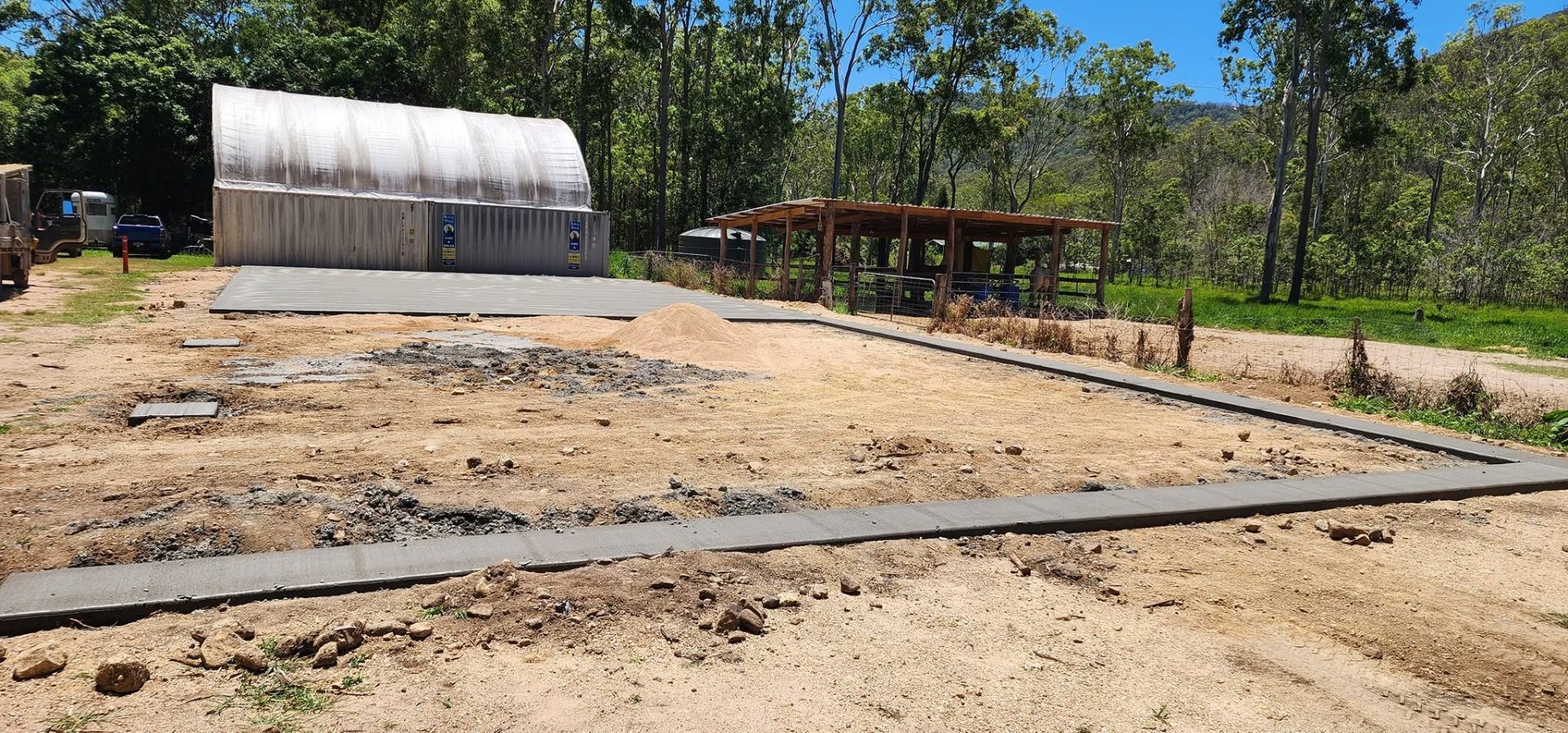 Rural shed slab, FNQ property  -  Crest Concreting