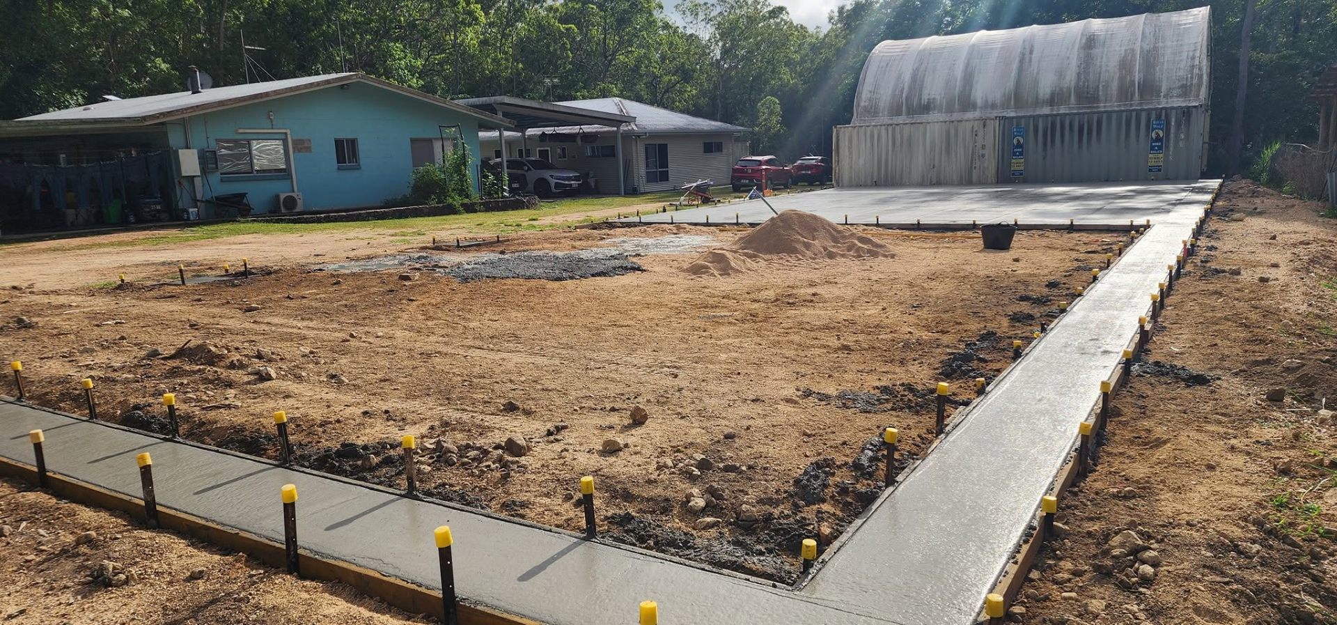 Multi-slab residential build, Atherton Tablelands  -  Crest Concreting